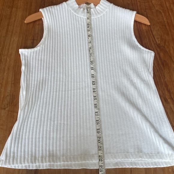 Liverpool Los Angeles Rib Knit Top - Picture 7 of 7